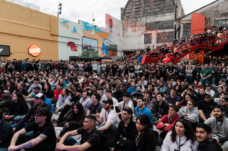 Outdoor audience at the Konex, Nerdearla 2025